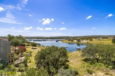 305 Venture Boulevard S, Lago Vista, TX 78645 - Photo 34