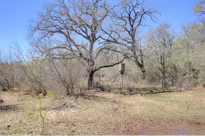 000 Cr 420, Waelder, TX 78959 - Photo 14