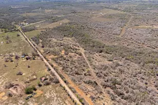 000 Cr 420, Waelder, TX 78959 - Photo 1