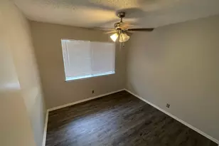 12613 Tree Line Dr, Austin, TX 78729 - Photo 6