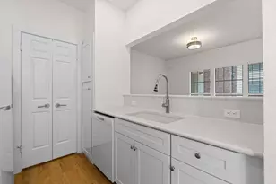 3001 Cedar St, Austin, TX 78705 - Photo 12