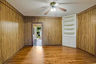 312 W 10th St, Georgetown, TX 78626 - Photo 20