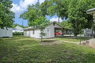 312 W 10th St, Georgetown, TX 78626 - Photo 16