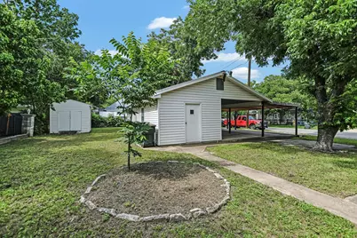 312 W 10th Street, Georgetown, TX 78626 - Photo 14