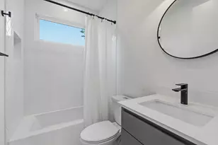 1707 Deloney St, Austin, TX 78721 - Photo 20