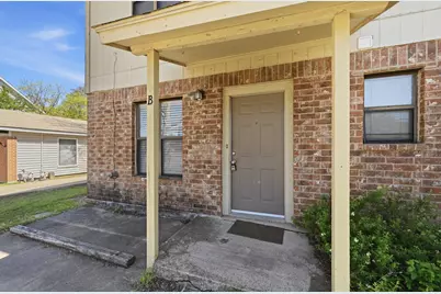 8011 Lazy Lane #B, Austin, TX 78757 - Photo 2