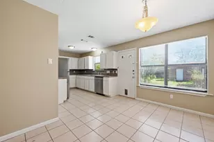 8011 Lazy Ln, Austin, TX 78757 - Photo 6
