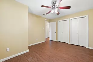 8011 Lazy Ln, Austin, TX 78757 - Photo 18