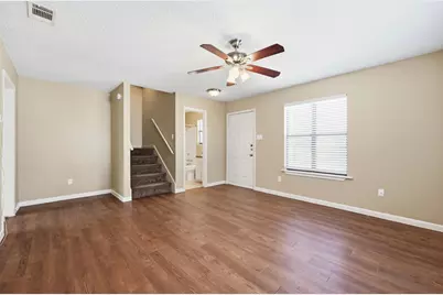 8011 Lazy Lane #B, Austin, TX 78757 - Photo 4
