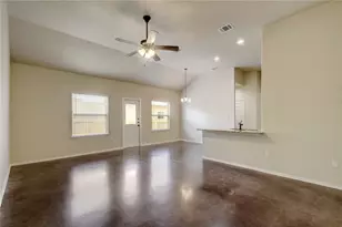467 Jack Rabbit Ln, Buda, TX 78610 - Photo 4