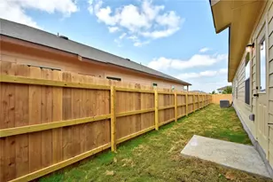 467 Jack Rabbit Ln, Buda, TX 78610 - Photo 24