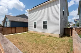 889 Powell St, Kyle, TX 78640 - Photo 6