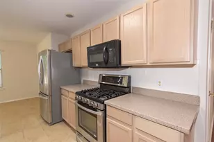 2321 Friarcreek Loop, Round Rock, TX 78664 - Photo 12