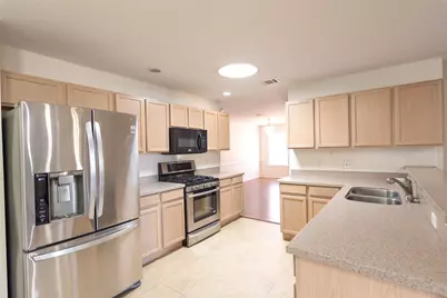 2321 Friarcreek Loop, Round Rock, TX 78664 - Photo 8