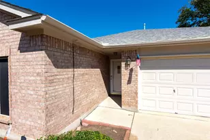 2321 Friarcreek Loop, Round Rock, TX 78664 - Photo 2