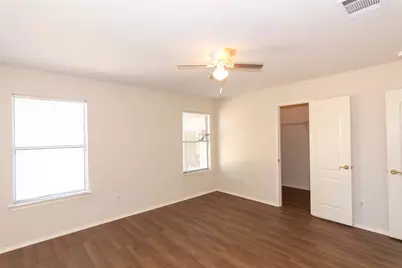 2321 Friarcreek Loop, Round Rock, TX 78664 - Photo 14