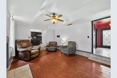 1405 Southwood Hills Drive, Taylor, TX 76574 - Photo 6