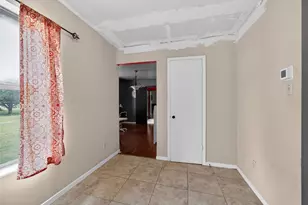 1405 Southwood Hills Dr, Taylor, TX 76574 - Photo 10