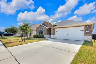 106 Wind Trail, Hutto, TX 78634 - Photo 2