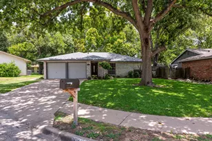 10405 Quail Ridge Dr, Austin, TX 78758 - Photo 1