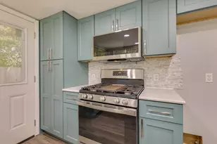 10405 Quail Ridge Dr, Austin, TX 78758 - Photo 20