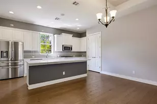 210 Versilia Cir, Lakeway, TX 78734 - Photo 8