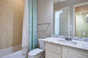 210 Versilia Cir, Lakeway, TX 78734 - Photo 14