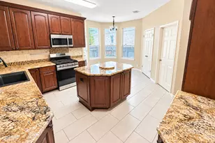 16827 Tortoise St, Round Rock, TX 78664 - Photo 2