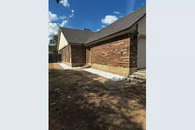 6004 Parkwood Drive #B, Austin, TX 78735 - Photo 2