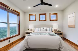 910 Plant Lady Ln, Dripping Springs, TX 78620 - Photo 16