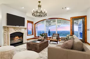 910 Plant Lady Ln, Dripping Springs, TX 78620 - Photo 6