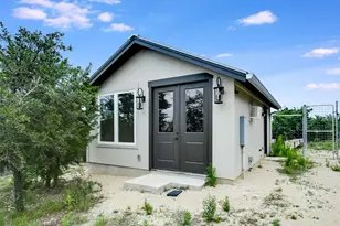 910 Plant Lady Ln, Dripping Springs, TX 78620 - Photo 24