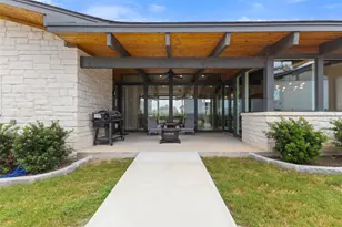 206 Waters View Ct, Dripping Springs, TX 78620 - Photo 4