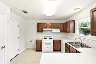 220 Peppergrass Cove, Kyle, TX 78640 - Photo 16