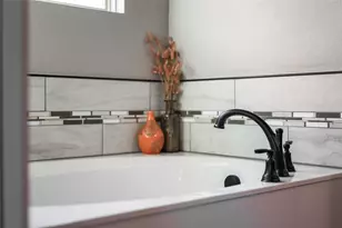 2502 Truman Dr, Lago Vista, TX 78645 - Photo 18