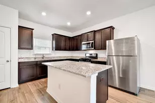 10859 Emerick St, San Antonio, TX 78252 - Photo 10