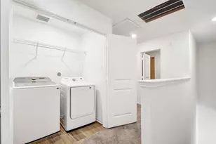 10859 Emerick St, San Antonio, TX 78252 - Photo 14