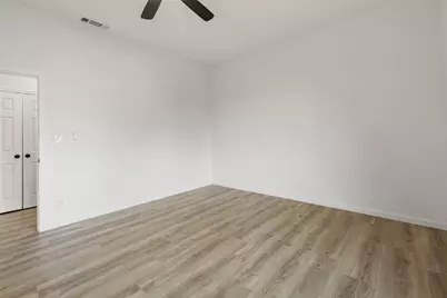 707 W 7th Street, Taylor, TX 76574 - Photo 12