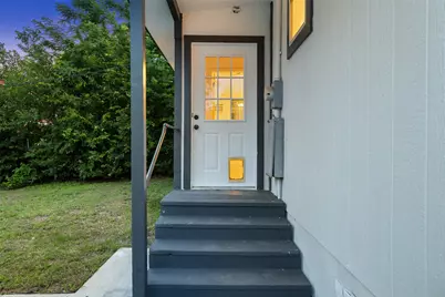 707 W 7th Street, Taylor, TX 76574 - Photo 22