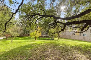 601 Sandringham Cir, Austin, TX 78704 - Photo 4