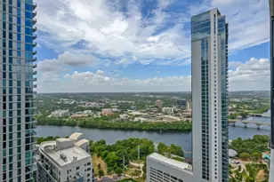 610 Davis St, Austin, TX 78701 - Photo 2