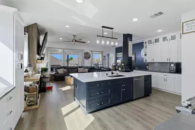 305 Lightcliff Street, Hutto, TX 78634 - Photo 2