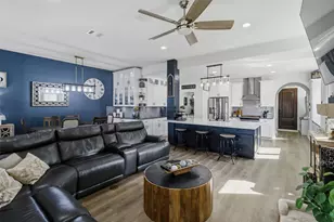 305 Lightcliff St, Hutto, TX 78634 - Photo 6