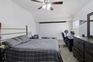 305 Lightcliff St, Hutto, TX 78634 - Photo 20