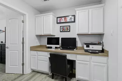 305 Lightcliff Street, Hutto, TX 78634 - Photo 24