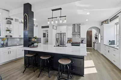 305 Lightcliff Street, Hutto, TX 78634 - Photo 10