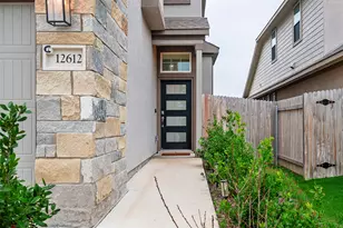 12612 Penguin Path, Manor, TX 78653 - Photo 2