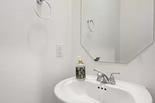 12612 Penguin Path, Manor, TX 78653 - Photo 16