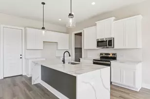 3808 Capitol Ave, Lago Vista, TX 78645 - Photo 10