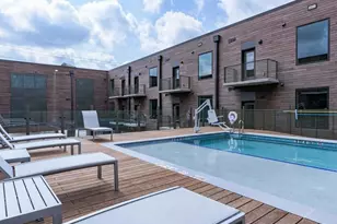 1800 E 4th St, Austin, TX 78702 - Photo 2